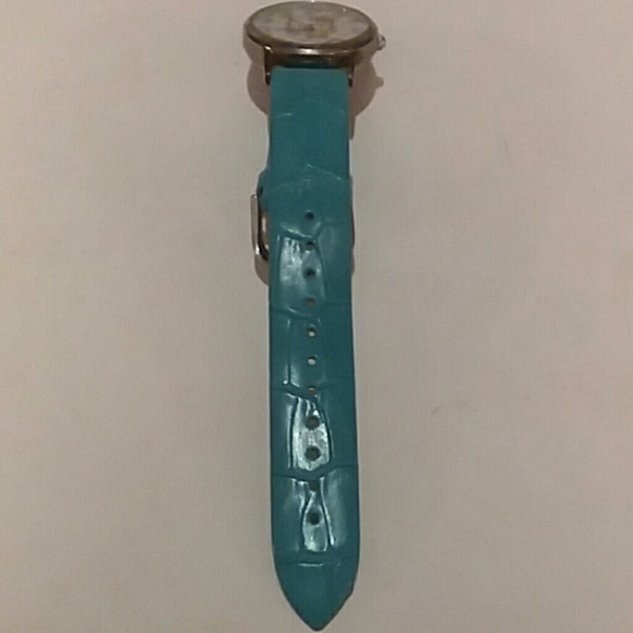 Hello Kitty Watch - Picture 3 of 6